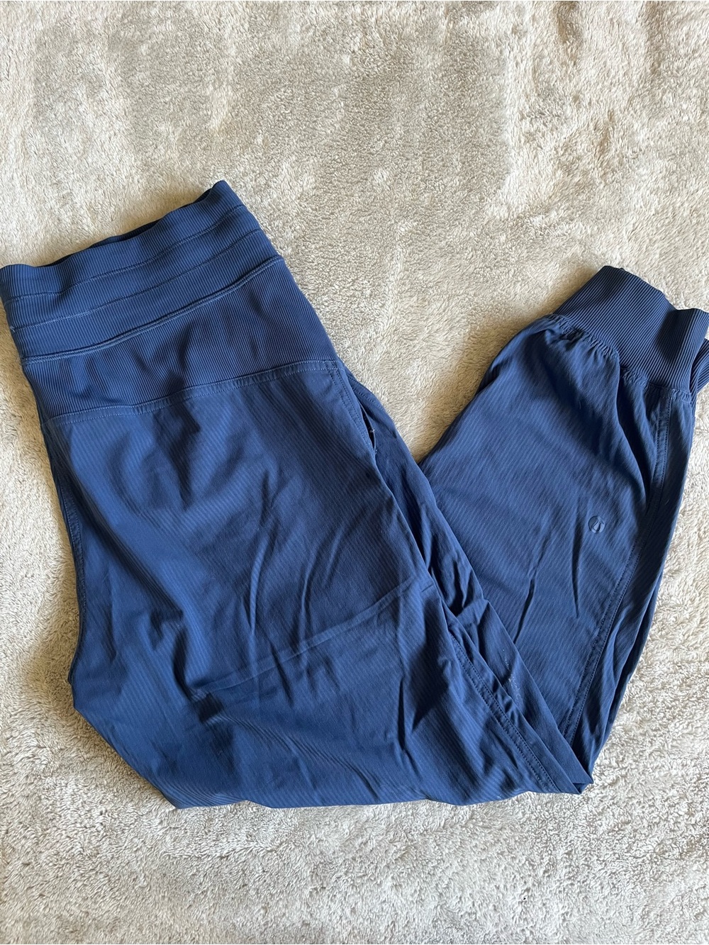 Lululemon Dance Studio Mid-Rise Jogger 7/8 Length size 8
